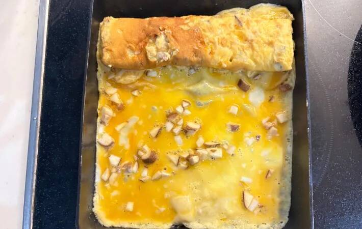 玉子焼きに『1個』入れるだけ！　みじん切りにした具材に「いつもより旨味アップ」