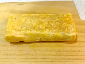 巻く前に『2個』入れてみて　洋風の玉子焼きが「トロトロで最高」「パンに挟みたい」