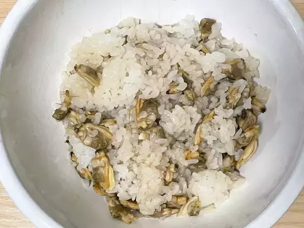 アサリの水煮缶、全部使って「汁っぽさない」？　レンジで3分、旨味が詰まったレシピに「お弁当にもいい」