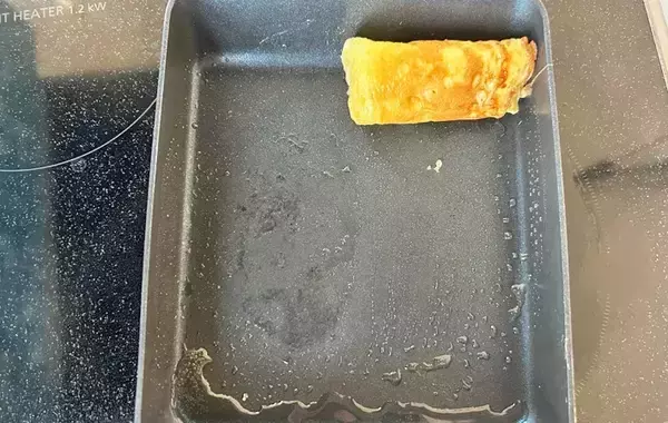 「「考えた人、天才かも…」　卵1個でも厚焼きになる玉子焼きの作り方【料理の裏技】」の画像