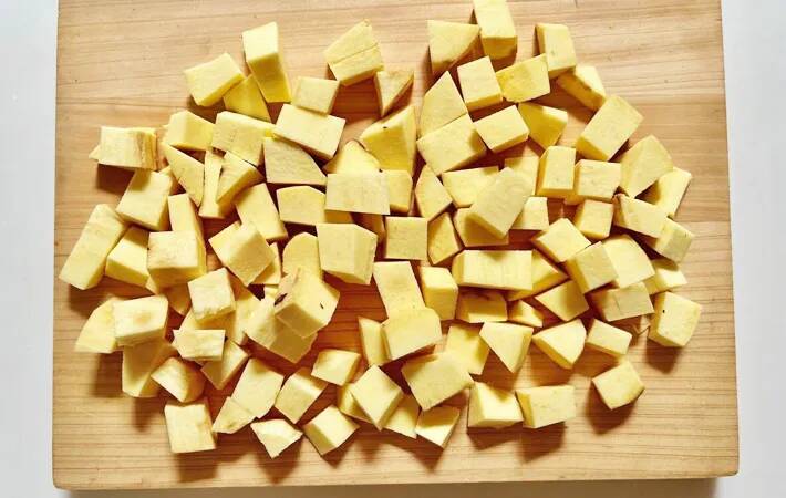 混ぜてレンチンするだけ！　サツマイモで作った『バター』に「家族が大喜び」