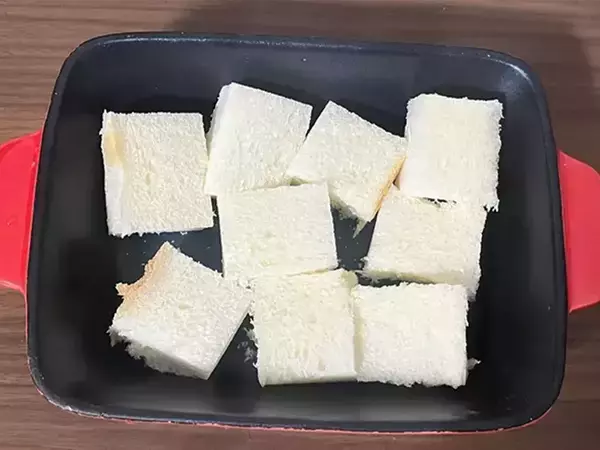 切った食パンにかけたのは？　余り物で作った『10分ごはん』を夫が絶賛！