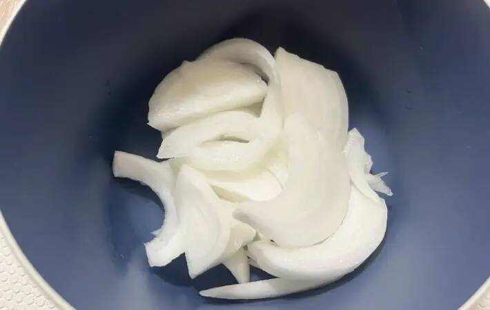 その発想はなかった！　玉子丼に“あの夏野菜”を足すだけで夫絶賛の神レシピに大変化