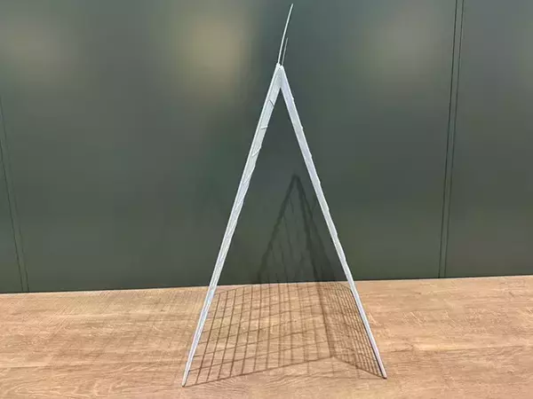 「ワイヤーネットを『おにぎり』みたいにしたら…　できたものに「高クオリティ！」」の画像