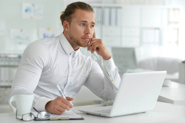 気になっている会社の同僚が転職することに 転職する前に彼の連絡先を聞く方法 19年2月28日 エキサイトニュース