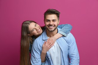 隠れイケメンがいるかも！？奥手男性と付き合ってみるべき３つの理由