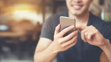 本当は復縁したいのに 元カノからの連絡を無視する男性の心理 年7月16日 エキサイトニュース