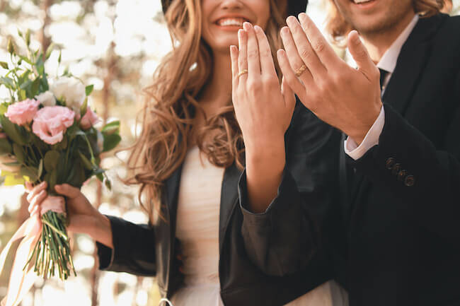 なかなか結婚してくれない彼をその気にさせる対処法 年4月22日 エキサイトニュース