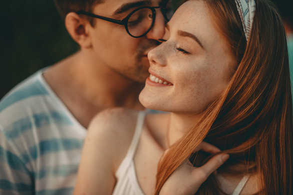 好きすぎてどうしよう 男性が好きでたまらないと感じる女性の特徴 年9月28日 エキサイトニュース