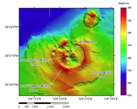 トカラ列島近海で新たな海底火山を発見