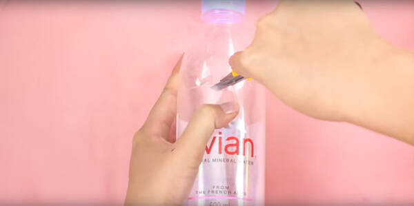Evianのペットボトルを使ったdiyがとってもかわいくて流行中 16年10月15日 エキサイトニュース