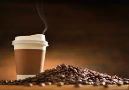 コーヒーのカフェインが心臓の健康に効く？ ただし砂糖とコーヒーフレッシュには注意を