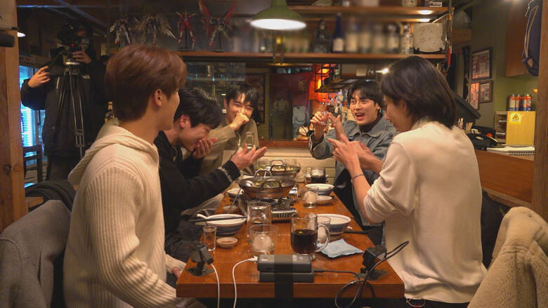 ジェジュン、SEVENTEEN・JEONGHAN(ジョンハン)＆DINO(ディノ)との交流も...「デビューからずっと見守ってた」と明かす、韓国芸能界の繋がり