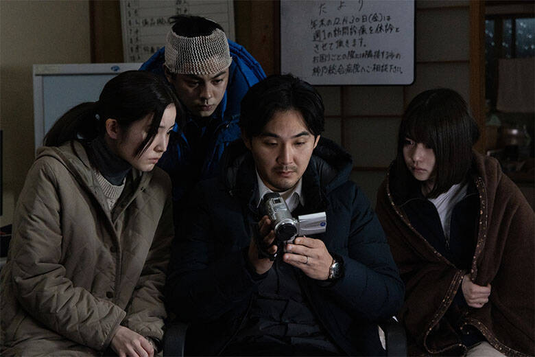 松田龍平が体現する"静かな狂気"――閉ざされた村で暴かれる真実「連続ドラマＷ 鵜頭川村事件」