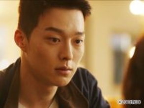 「ダイナマイト・キス」とは全く異なる愛情表現も...チャン・ギヨンの"孤独な眼差し"に胸が締め付けられる初主演作「ここに来て抱きしめて」