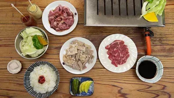 「松重豊演じる井之頭五郎が頬張る料理の数々に心が満たされる！至極のグルメと共に楽しむ「孤独のグルメ」大晦日スペシャル」の画像