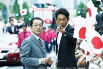 "静"の水谷豊と"動"の反町隆史...見事な演技力で正反対のキャラクターを表現！ かつての相棒役、及川光博との共演も必見「相棒－劇場版IV－　首都クライシス　人質は５０万人！　特命係　最後の決断」
