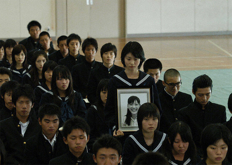 山田孝之&綾瀬はるか共演の色褪せぬ名作！松下由樹演じる教師の視点から物語を振り返る「世界の中心で、愛をさけぶ特別編〜17年目の卒業〜」