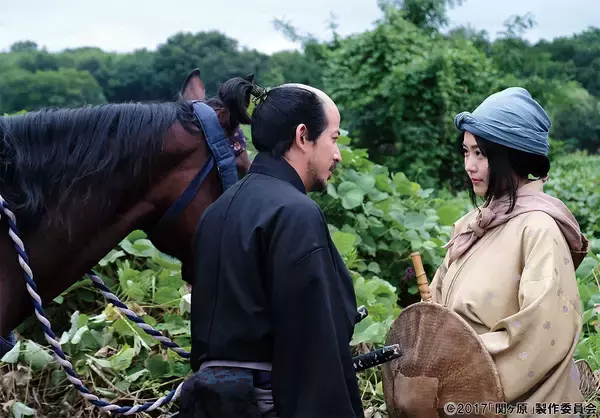岡田准一×有村架純、戦乱に翻弄された愛――映画「関ヶ原」で描かれる石田三成と初芽の切ない運命