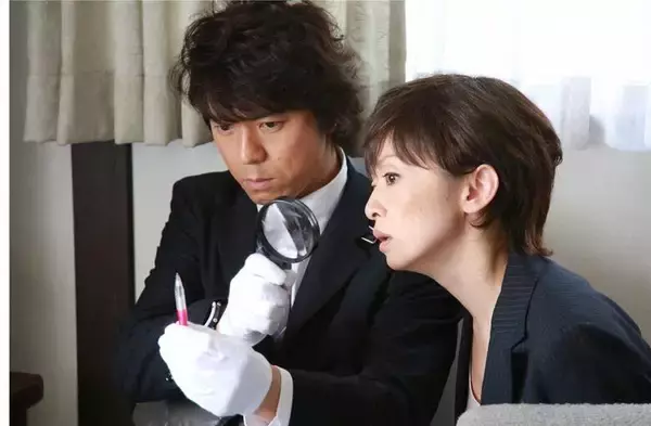 「異彩を放つ上川隆也に釘付け！ユニークな刑事を愛情たっぷりに演じる「遺留捜査(2013)」」の画像