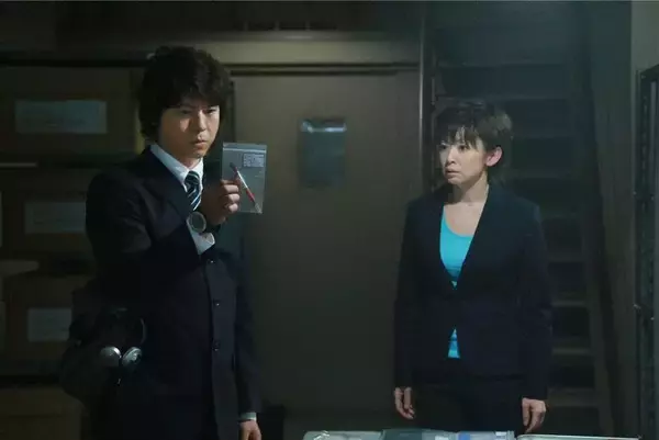 「異彩を放つ上川隆也に釘付け！ユニークな刑事を愛情たっぷりに演じる「遺留捜査(2013)」」の画像