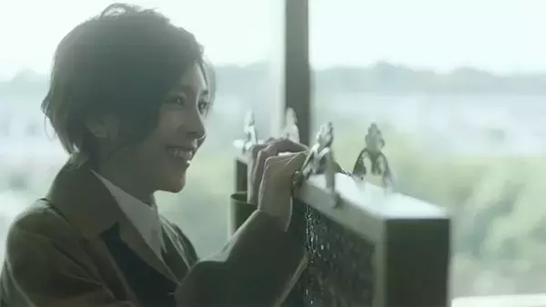 「竹内結子×貫地谷しほりによる、史上最も美しいシャーロック・ホームズ！現代日本を舞台にした日本版ホームズ「ミス・シャーロック」」の画像