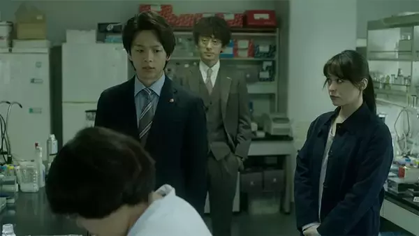 「竹内結子×貫地谷しほりによる、史上最も美しいシャーロック・ホームズ！現代日本を舞台にした日本版ホームズ「ミス・シャーロック」」の画像