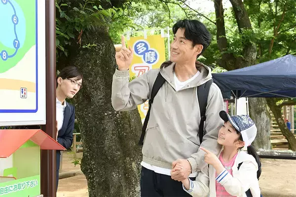 「竹野内豊と佐藤健の存在が物語を彩る！綾瀬はるか主演「義母と娘のブルース」で演じた、陽だまりの父と不器用な青年」の画像