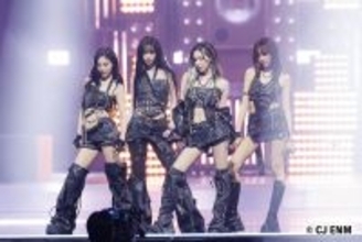 aespa(エスパ)らしさが光る"蠱惑的"なパフォーマンス！世界を席巻したHUNTR/X(ハントリックス)のカバーにも沸いた「MAMA」の名場面