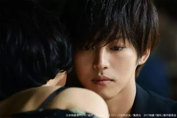 松坂桃李が"若き娼夫"を熱演し、危うさと純粋さを表現――映画「娼年（R-15版）」官能の奥にある人間ドラマ
