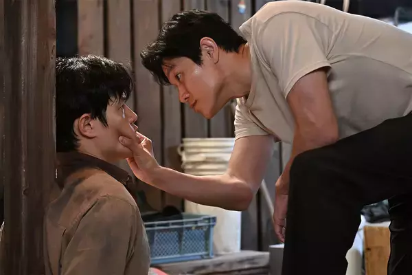 鈴木亮平主演「リブート」怒涛の第1章が終幕――戸田恵梨香演じる一香と対峙、復讐劇は新章へ