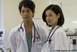 妻夫木聡が切に体現する医師の葛藤と想い――映画「感染列島」で描かれる未曾有のウイルスの恐怖