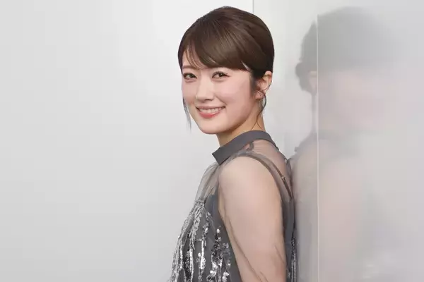 「樋口日奈が語る恋愛の難しさ...パートナーは"ベター"か"ベスト"か『本命じゃなきゃよかったのに』インタビュー」の画像