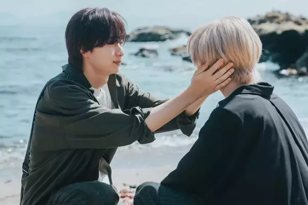 「あまりにも綺麗と評判のNAOYA(MAZZEL)の首筋に視線が集中...冨田侑暉(龍宮城)との美しいラブシーンが続く「セラピーゲーム」に集まる反響」の画像