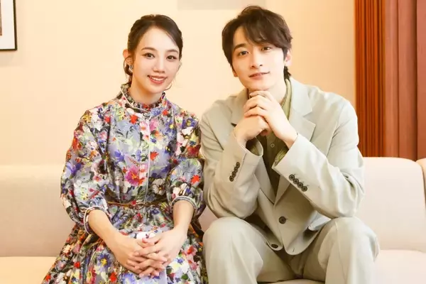 「【咲妃みゆ×小関裕太】「変わってる」は褒め言葉　舞台初共演で見えたふたりの共通点〈ふたりのこと。〉」の画像