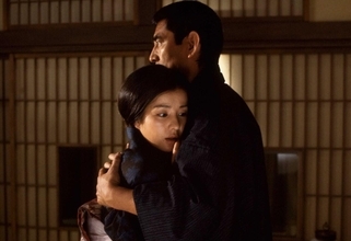 高倉健×吉永小百合の初共演作！名優2人の繊細な感情表現に圧倒される「動乱 4Kリマスター版」