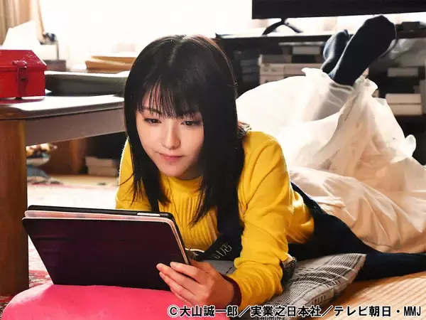 浜辺美波のコメディエンヌとしての魅力炸裂！安田顕＆成田凌との軽妙な掛け合いも健在の「アリバイ崩し承りますスペシャル（2024）」