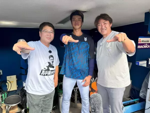 真中満、内川聖一とのハマスタロケを満喫 松尾汐恩＆梶原昂希に期待「横浜DeNAベイスターズを引っ張っていく選手」