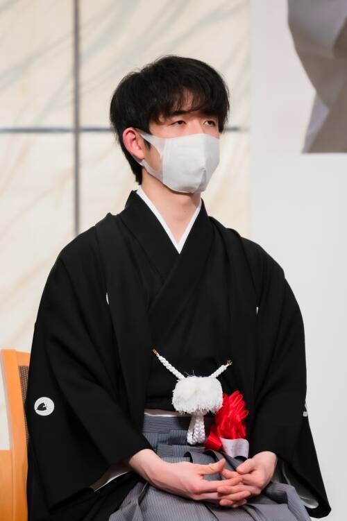 開幕2連勝で主導権を掌握。藤井聡太、名人戦防衛へ好発進の4月を振り返る