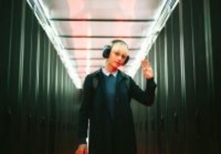 サラ・モーテンセンが語る『アストリッドとラファエル 文書係の事件録』シーズン6の見どころ