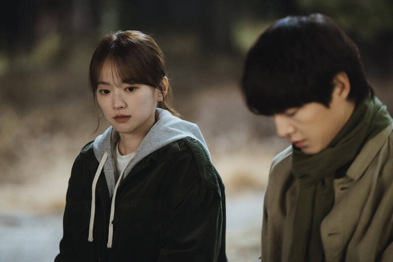 「嫌ならよけて」と優しくキス...ソン・ジュンギが9年ぶりとなるロマンス「マイ・ユース」で体現した、穏やかな愛と包容力