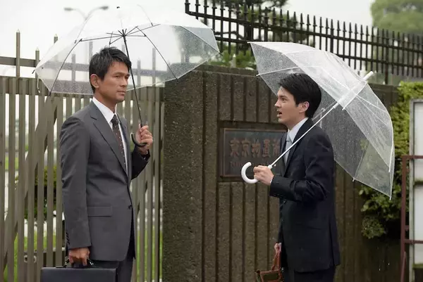 「江口洋介が体現する"会社員の矜持"　萩原聖人のにじむ葛藤、林遣都のまっすぐな切実さも光る山一證券破綻劇「連続ドラマW しんがり ～山一證券 最後の聖戦～」」の画像