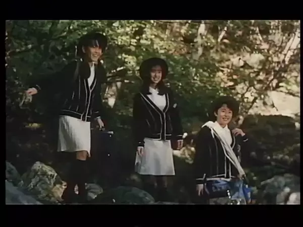 「深津絵里の初々しくも風格のある演技！鈴木美弥・堀江葉月らと共演、少女版「スタンド・バイ・ミー」とも呼ばれた「STAY GOLD」」の画像