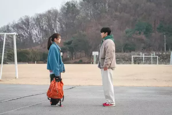 「ファン・ボルムビョルが語る『第4次恋愛革命  ～出会いはエラー：恋はアップデート～』――感情を学ぶAIのような主人公・チュ・ヨンサンの魅力」の画像