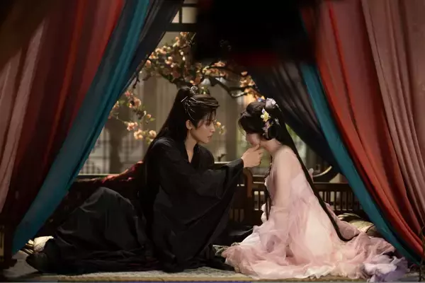「ホウ・ミンハオ×ルー・ユーシアオが初共演！ 身分を偽り近づく2人の"宿命の恋"を描いた「入青雲」」の画像