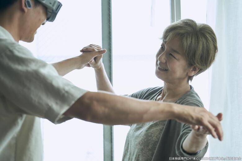 池松壮亮が母を亡くした青年を哀愁たっぷりに演じる...母役・田中裕子の、すべてを超越した演技も見どころな「本心」