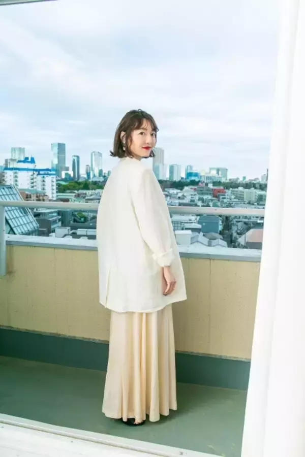 「花澤香菜、歌うことは「なくてはならないもの」 声優業にも通ずるアーティスト活動の現在地【花澤香菜をつくる6つのピース】」の画像