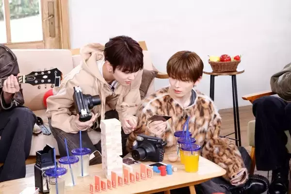 「aoen、"素顔"と"本気"のギャップ――「aoen house」で見せた日常と最新曲「秒で落ちた」の中毒性」の画像