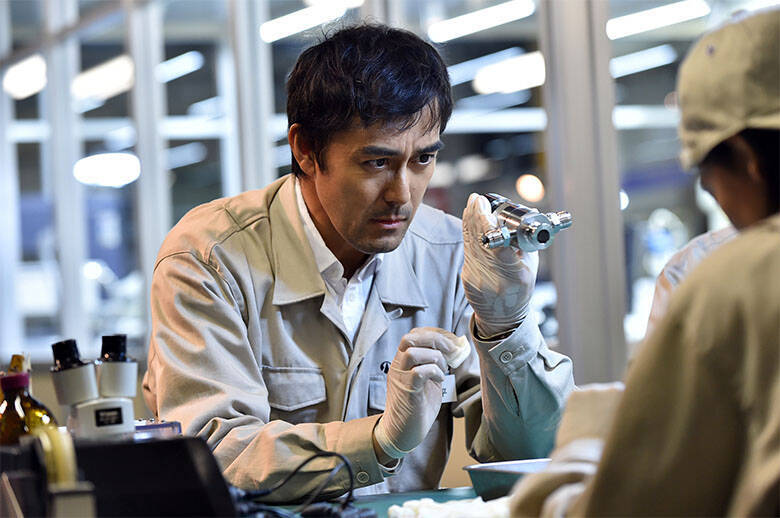 阿部寛が体現した"人間くさいリーダー像"―― 夢を諦めない社長の奮闘を描く池井戸潤原作の名作ドラマ「下町ロケット」