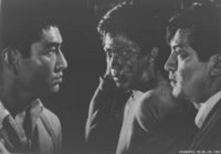 三國連太郎×高倉健×北大路欣也、日本を代表する俳優たちが3兄弟に！それぞれのキャラクターを個性たっぷりに演じる「狼と豚と人間」